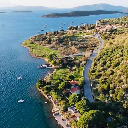 Ξενοδοχείο με διαμερίσματα Badehan 3*